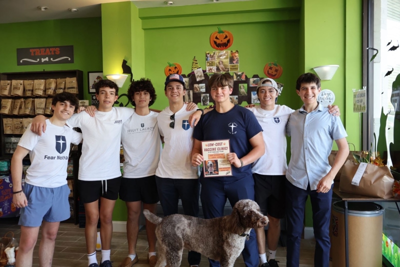 Volunteer with Trucks for Pups